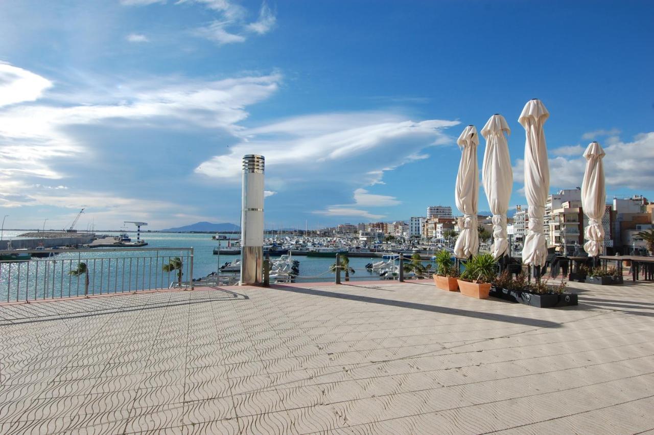 Apartamento En Primera Linea De Mar L'Ampolla Bagian luar foto