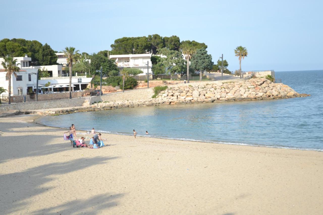 Apartamento En Primera Linea De Mar L'Ampolla Bagian luar foto